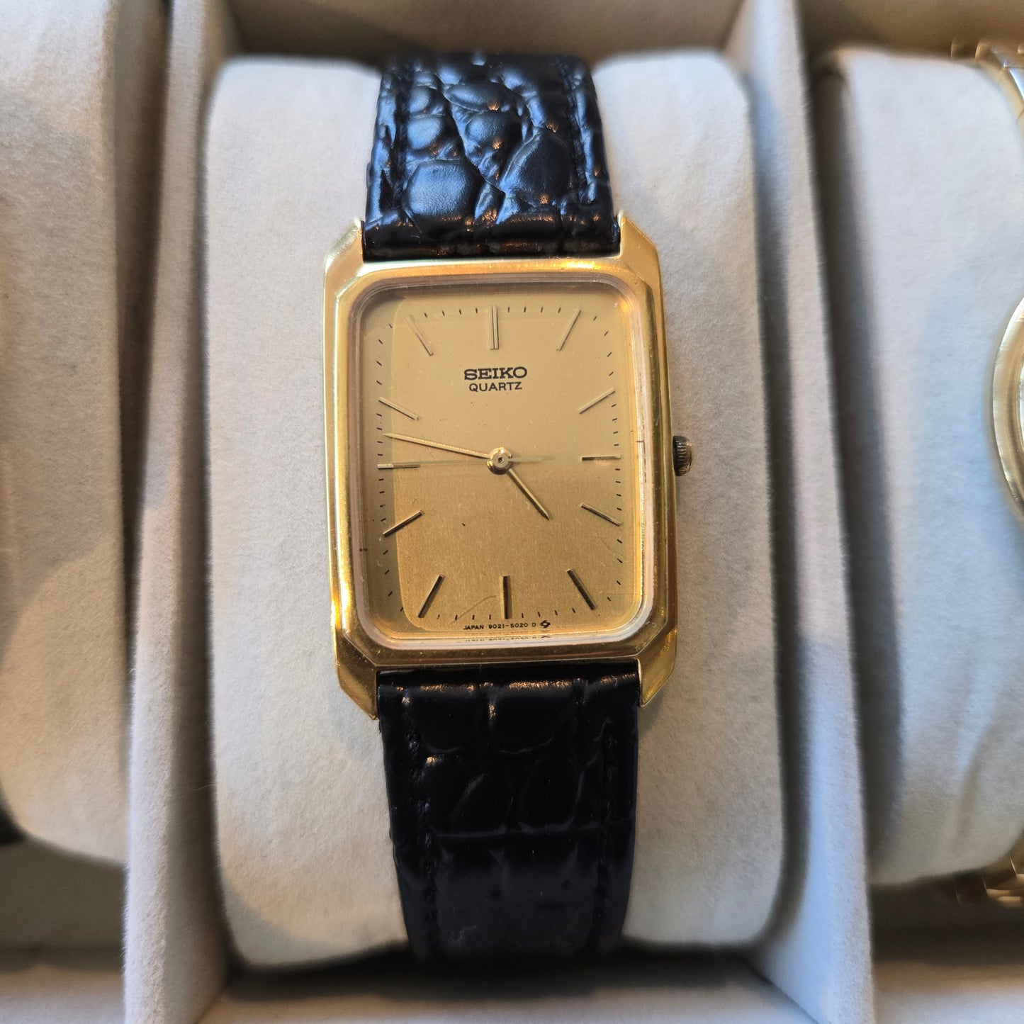 <SEIKO> SGP Quartz watch