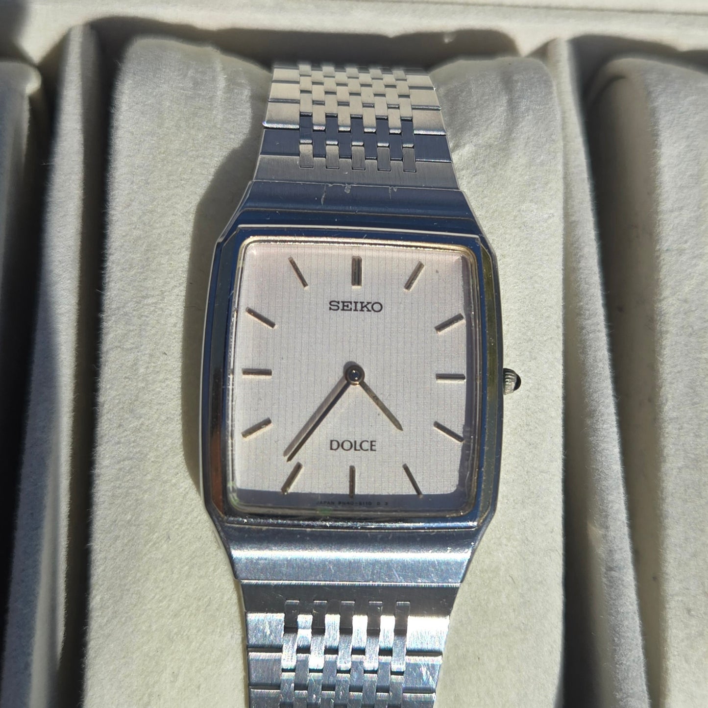 <SEIKO> DOLCE quartz watch
