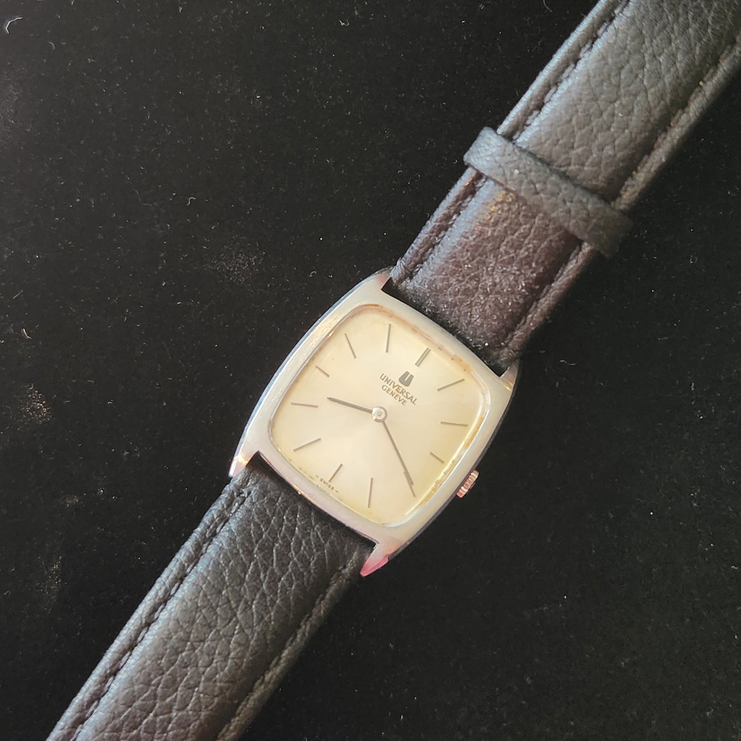 UNIVERSAL GENEVE #2849080