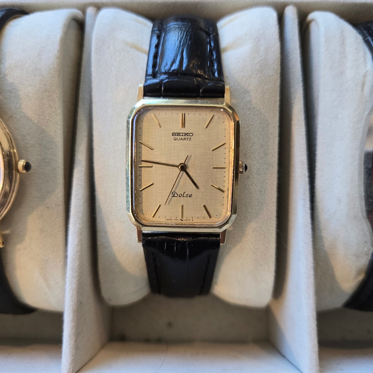 <SEIKO> Dolce quartz watch