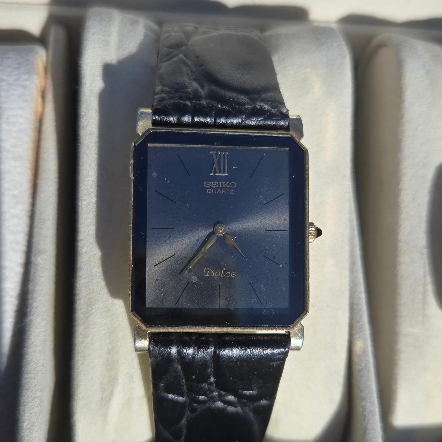 <SEIKO> Dolce quartz watch