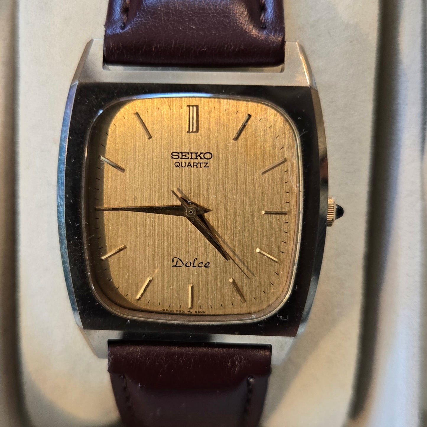 <SEIKO> Dolce quartz watch