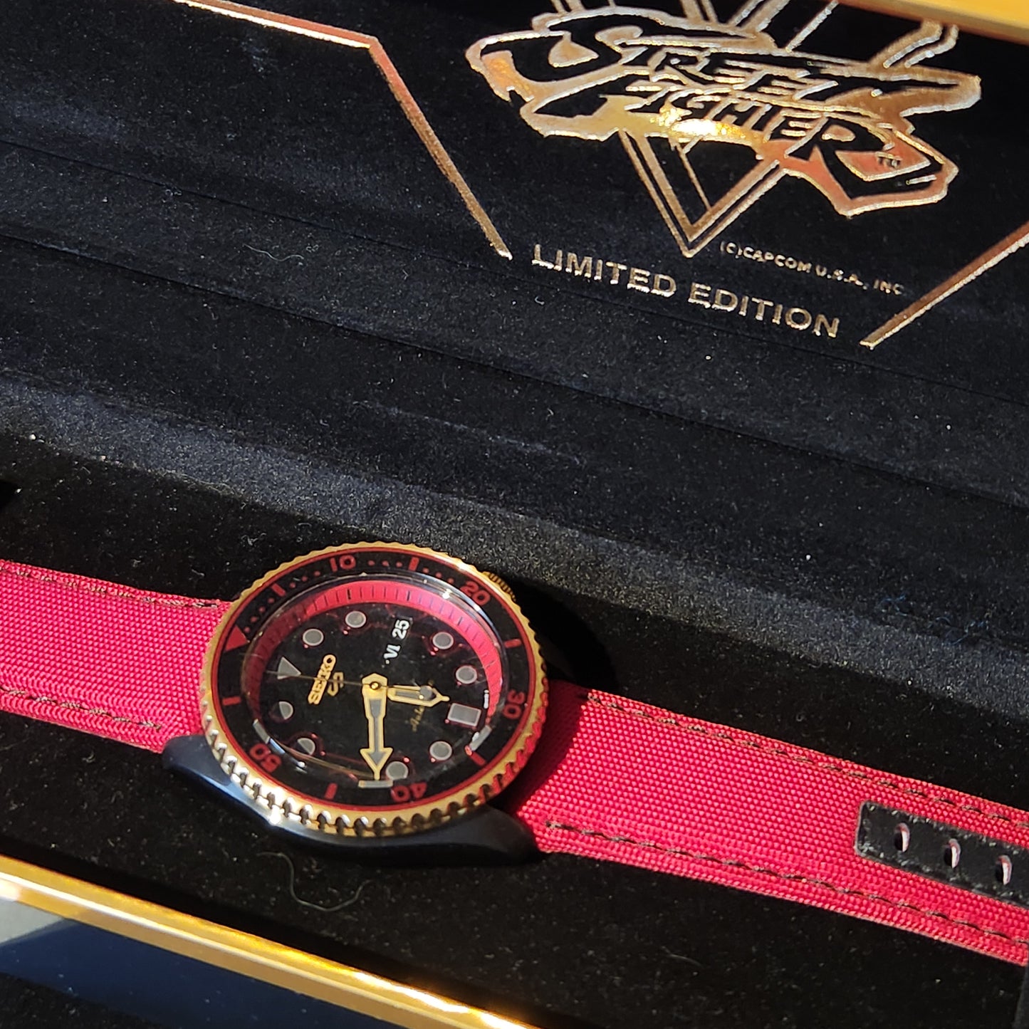 SEIKO "KEN" STREET FIGHTER LIMITED EDITION