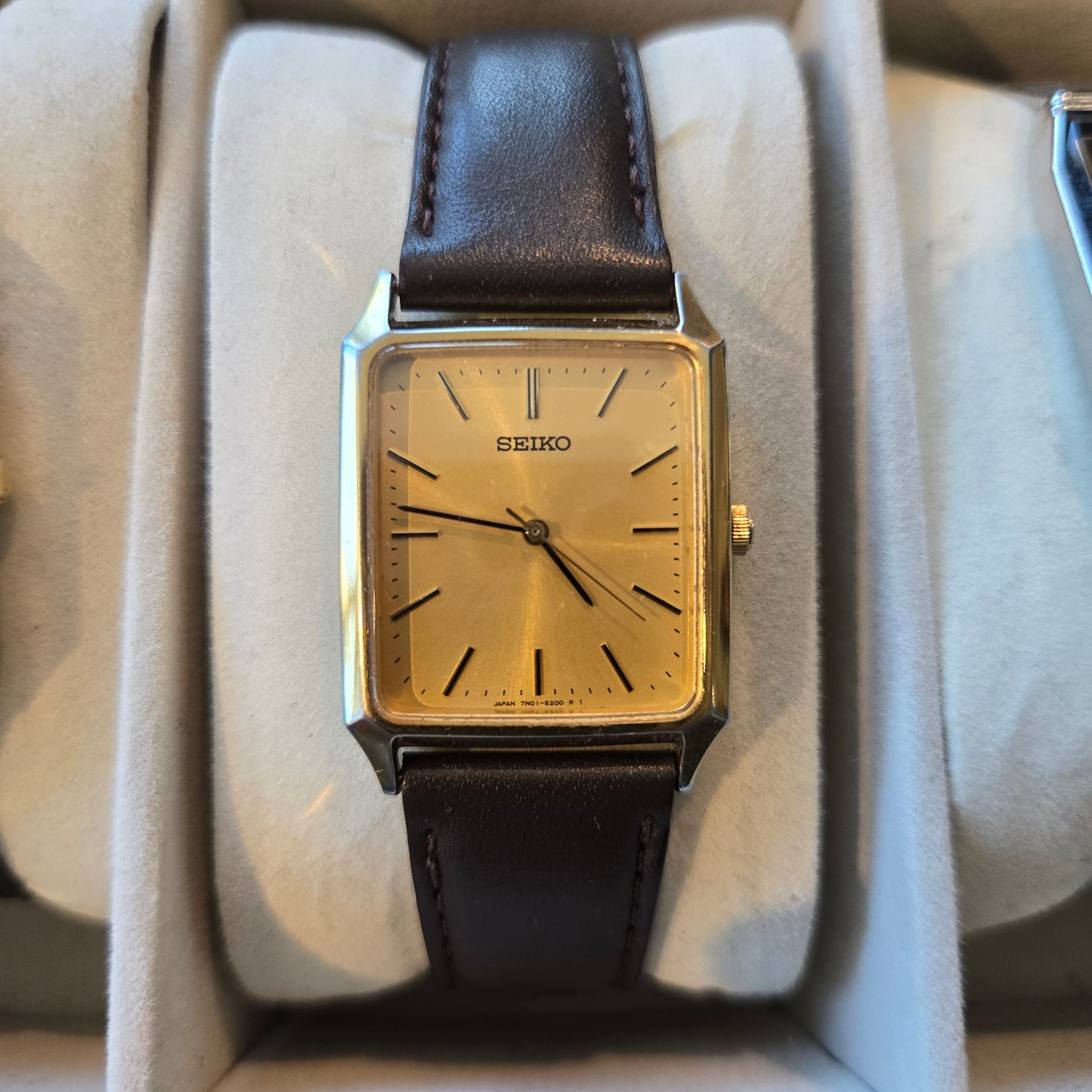 <SEIKO> SPIRIT Quartz watch