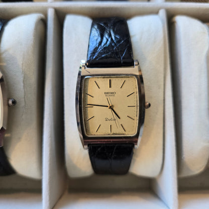 <SEIKO> Dolce quartz watch