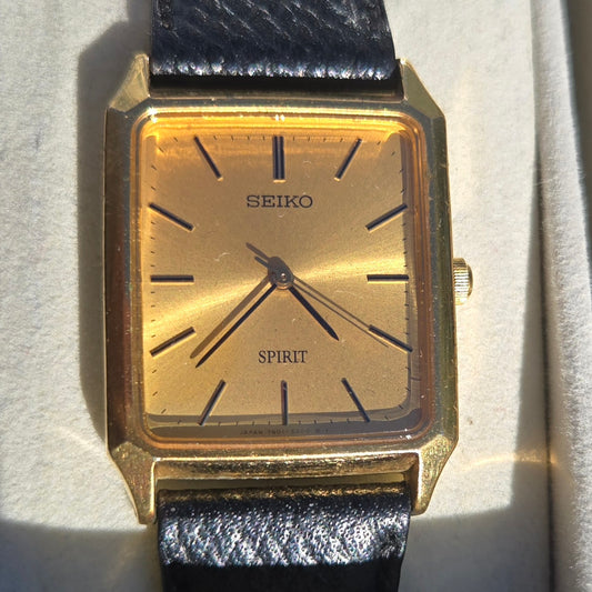 <SEIKO> SPIRIT Quartz watch