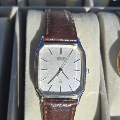 <SEIKO> SNOWFLAKE Quartz watch