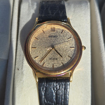<SEIKO> DOLCE Gold-Flake dial Quartz watch