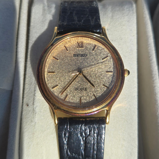 <SEIKO> DOLCE Gold-Flake dial Quartz watch