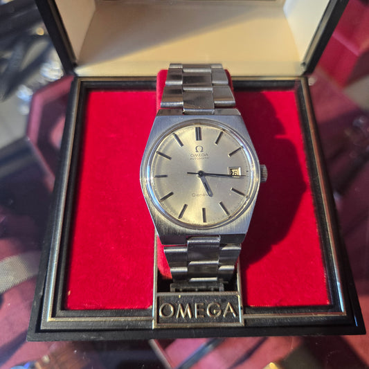 1972 OMEGA Genève w/ Box
