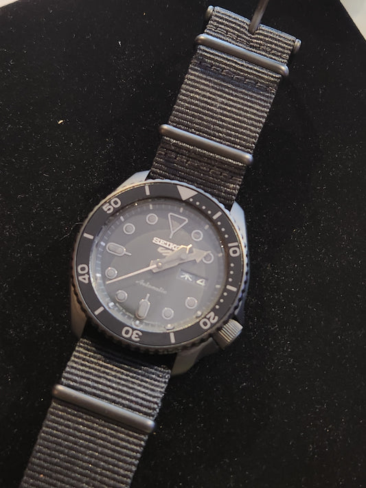 SEIKO 5 A68194