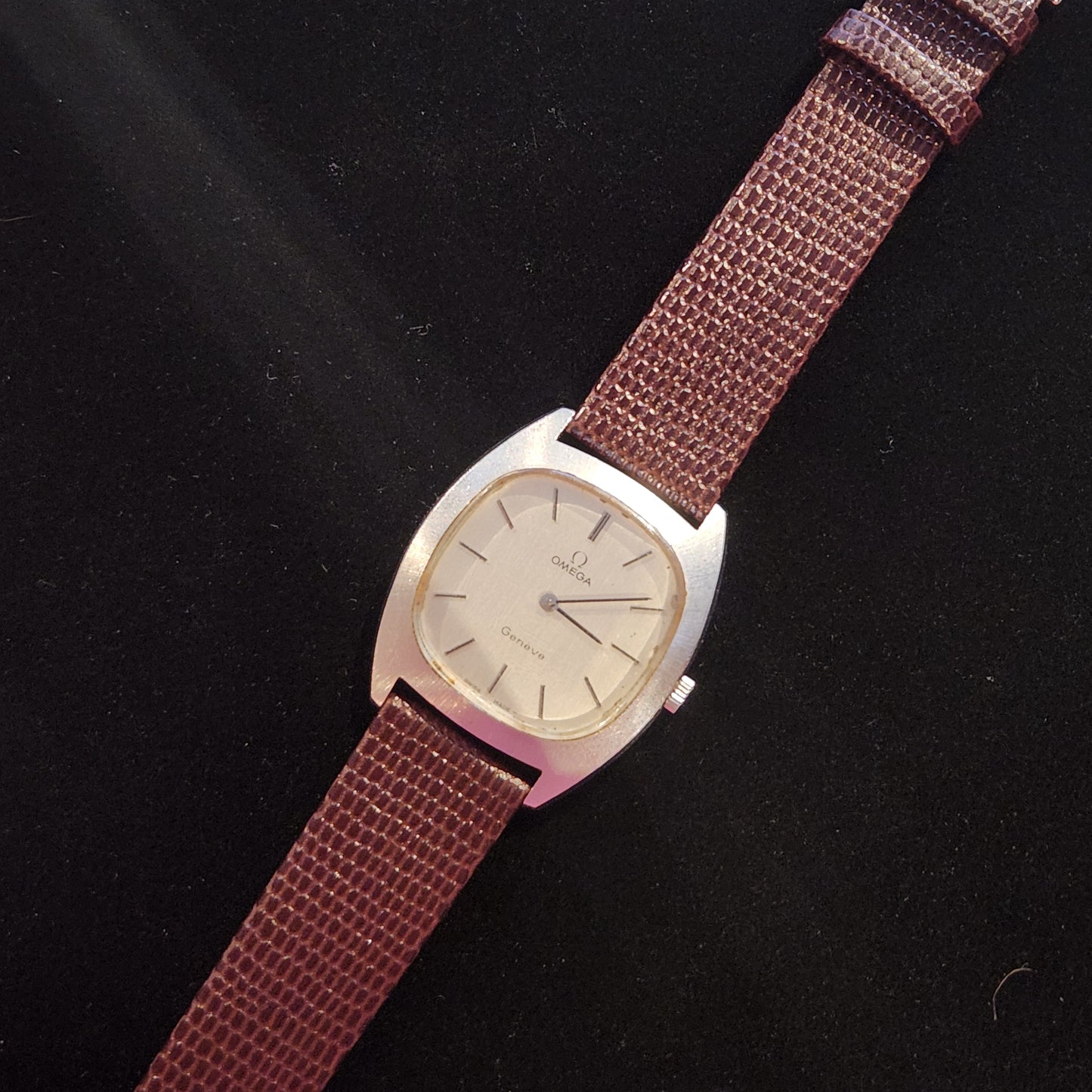 OMEGA GENEVE