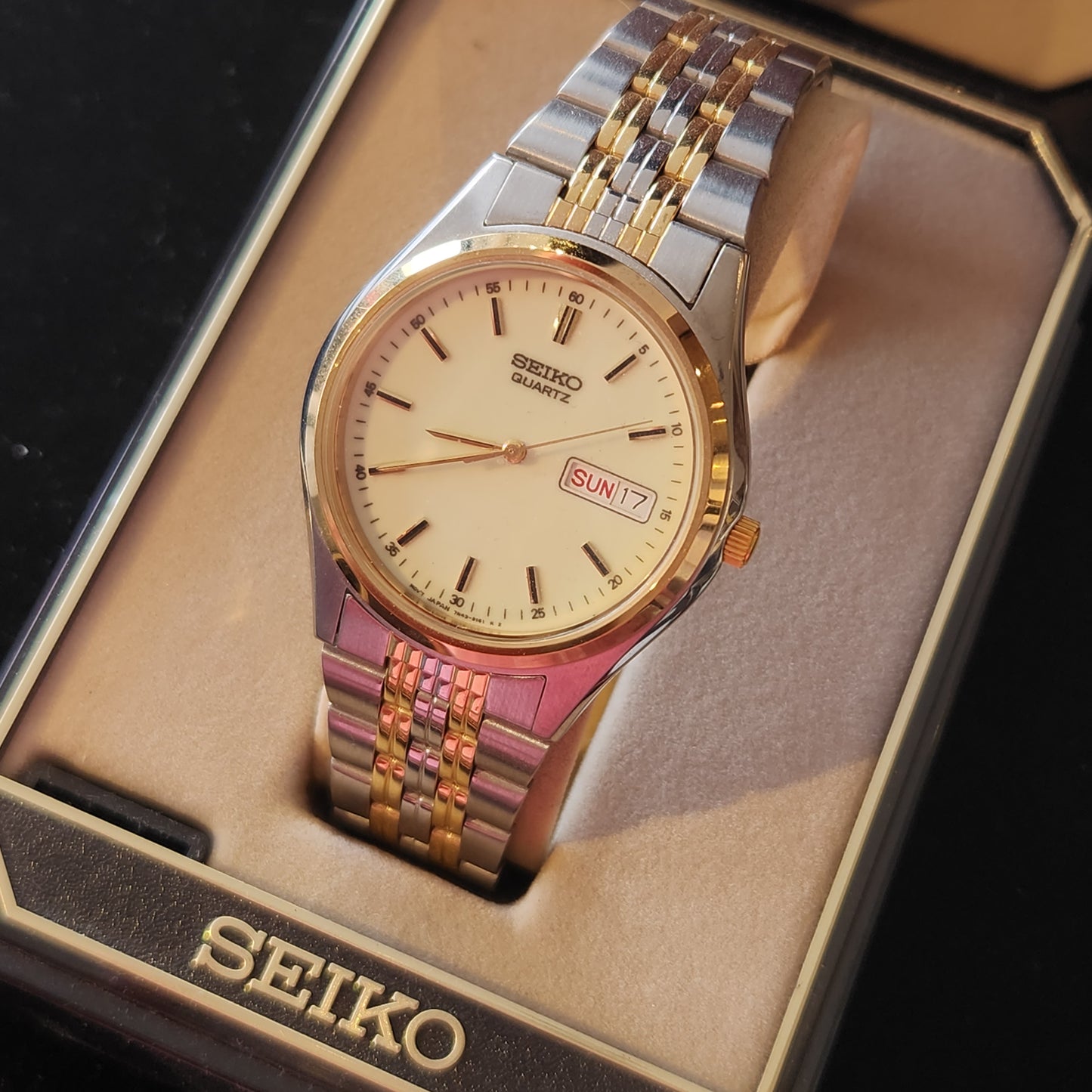 SEIKO QUARTZ  #910225