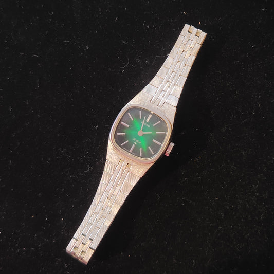 SEIKO LADIES Green Dial