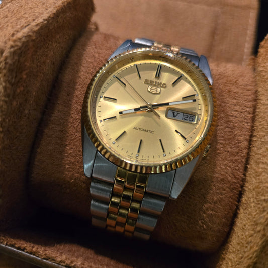 <SEIKO> 5 Day-Date w/ Fluted Bezel & Jubilee s.628734