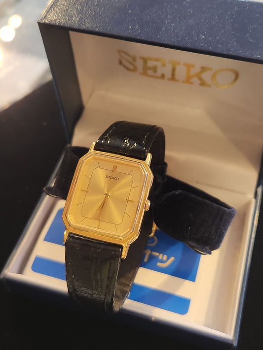 SEIKO 885931