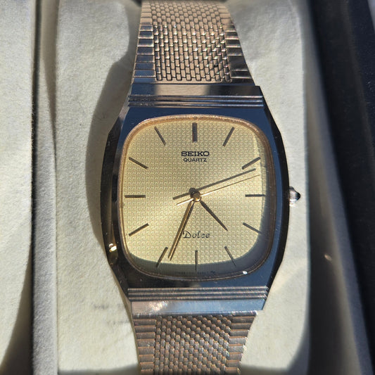 <SEIKO> Dolce Textured Dial Tungsten Carbide quartz watch