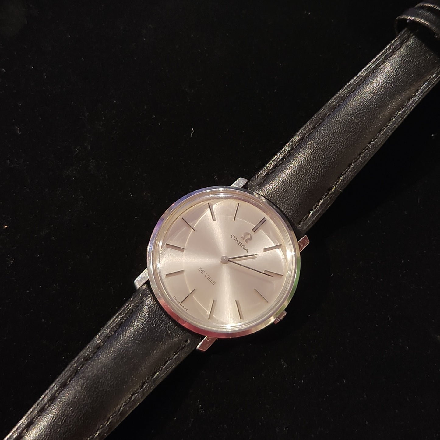 OMEGA DE VILLE