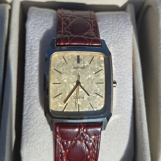 <SEIKO> Dolce Gold-Flake dial Ceramic case Quartz watch